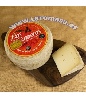 QUESO CURADO CAMEROS CUÑA DE ± 450 gr.